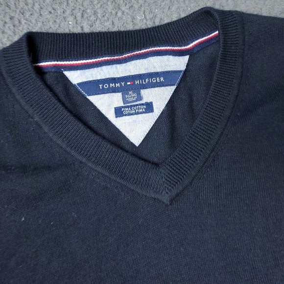 Tommy Hilfiger V Neck Sweater  Mens XL  Black Pullover - Picture 3 of 8
